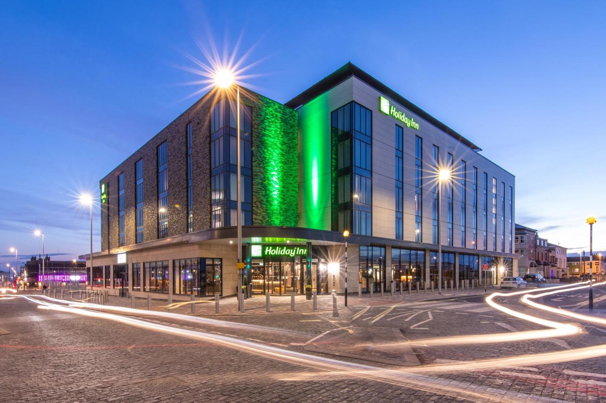 Holiday Inn Blackpool By Ihg Exterior photo